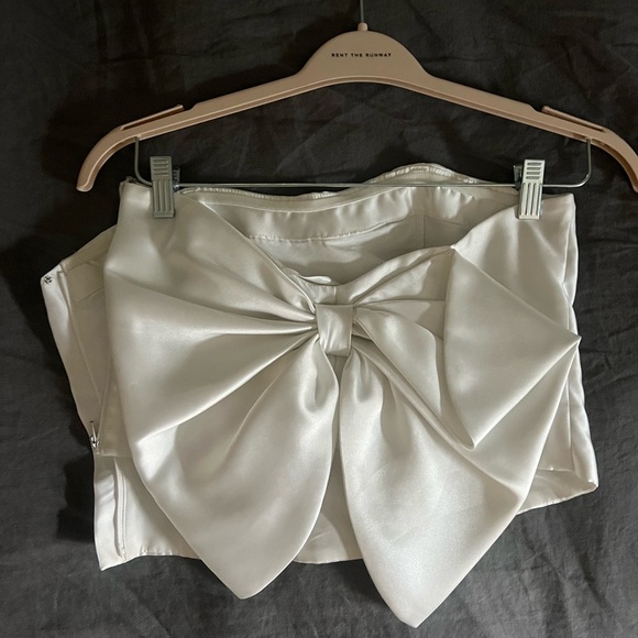 Bridal Bow Top - Picture 5 of 6